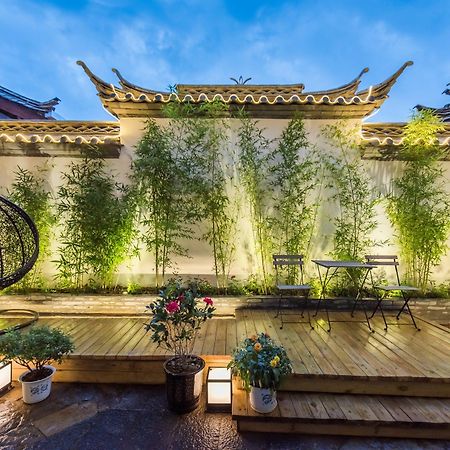 Lijiang Yue Tu Inn Exterior foto